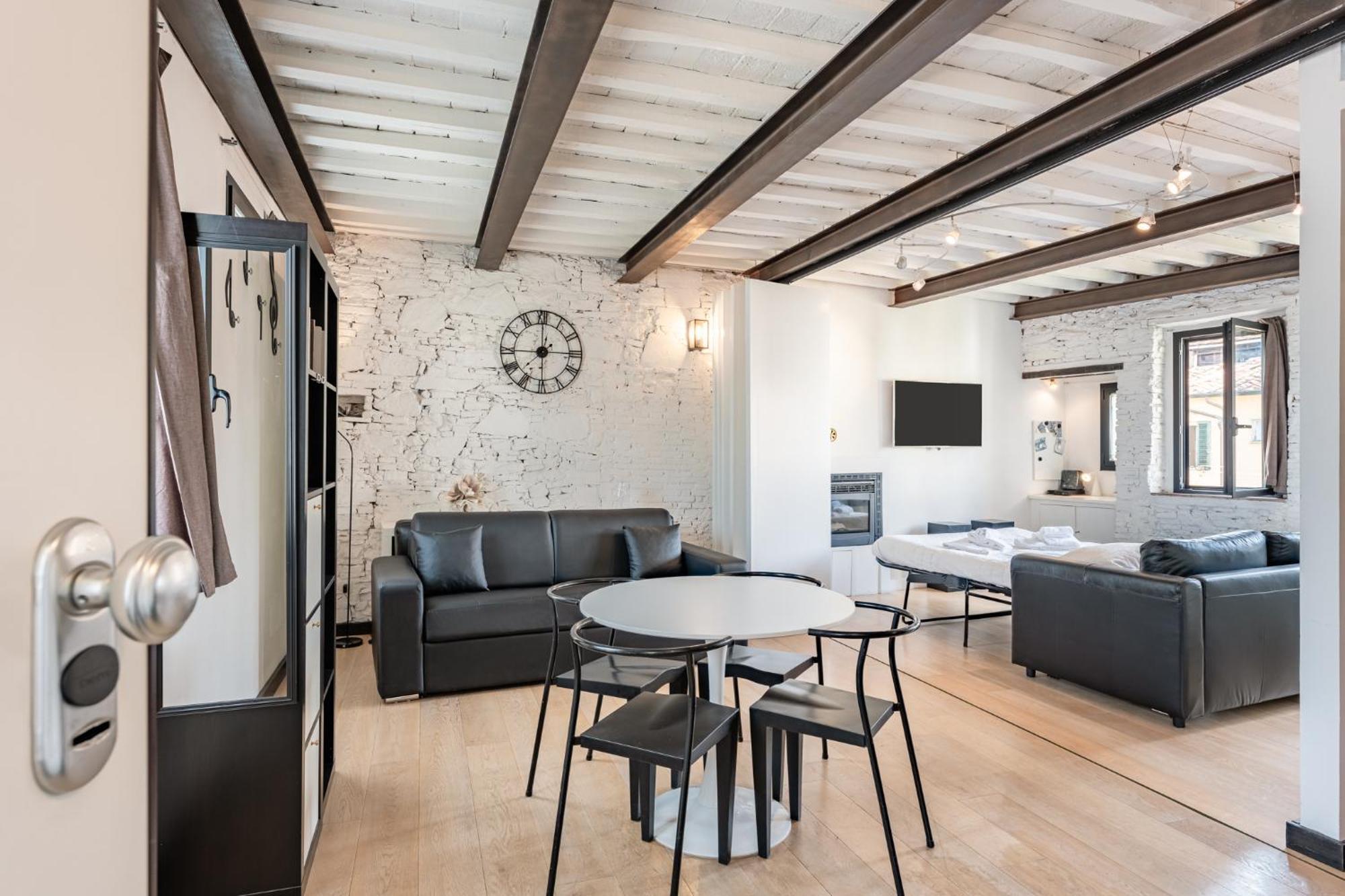 Loft Santa Chiara - Affitti Brevi Italia Lucca Exterior photo